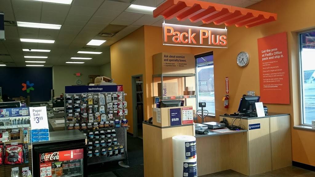 FedEx Office Print & Ship Center | 6272 Mayfield Rd, Mayfield Heights, OH 44124, USA | Phone: (440) 461-2679