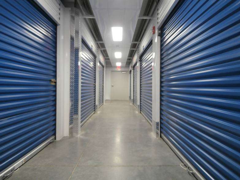 Compass Self Storage | 4477 E County Rd 466, Oxford, FL 34484, USA | Phone: (352) 340-3482