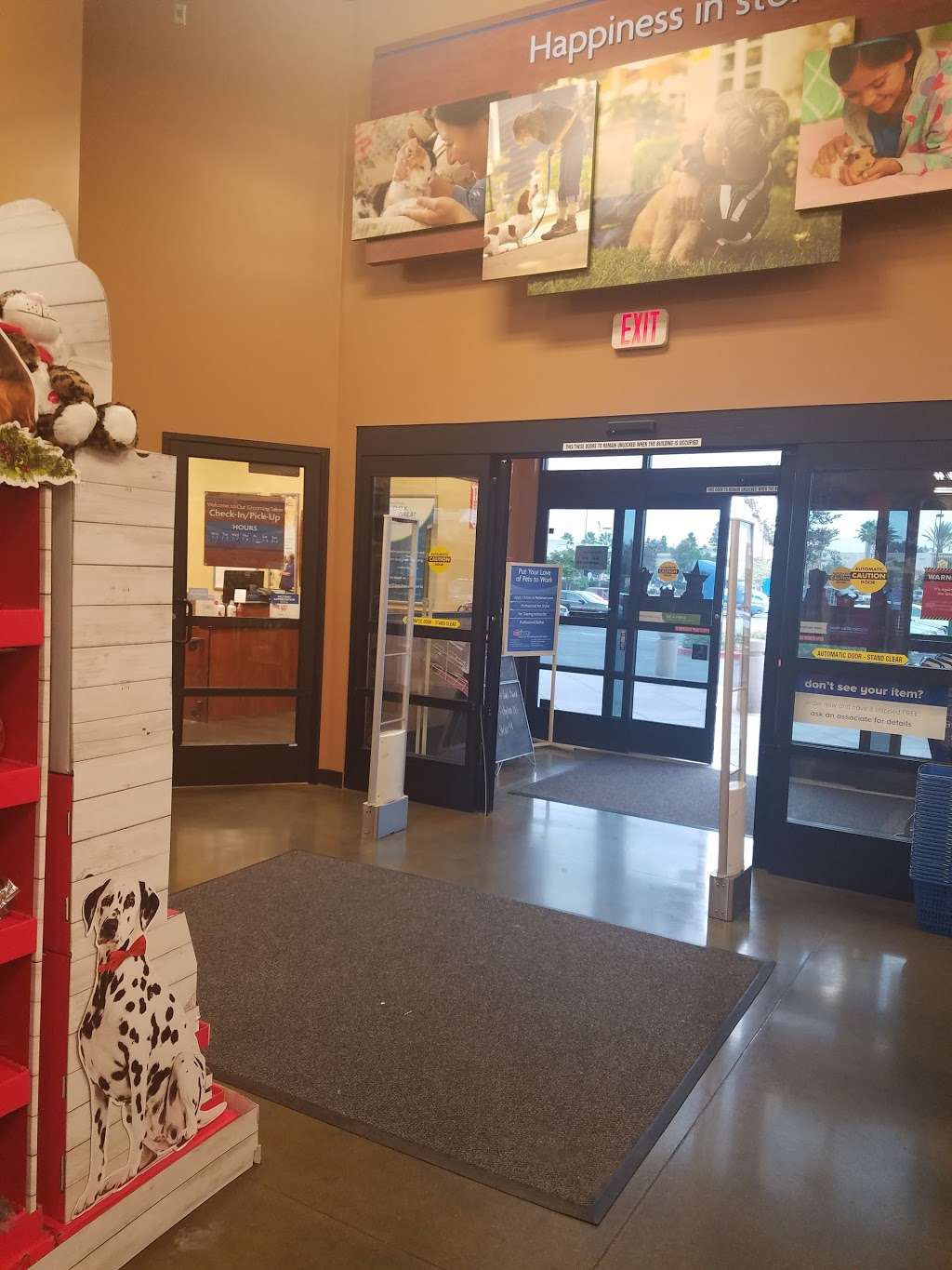 PetSmart 1775 S Alameda St, Compton, CA 90220