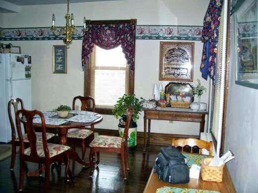 Country View PA Bed & Breakfast | 5463 Old Philadelphia Pike, Kinzers, PA 17535 | Phone: (717) 768-0936