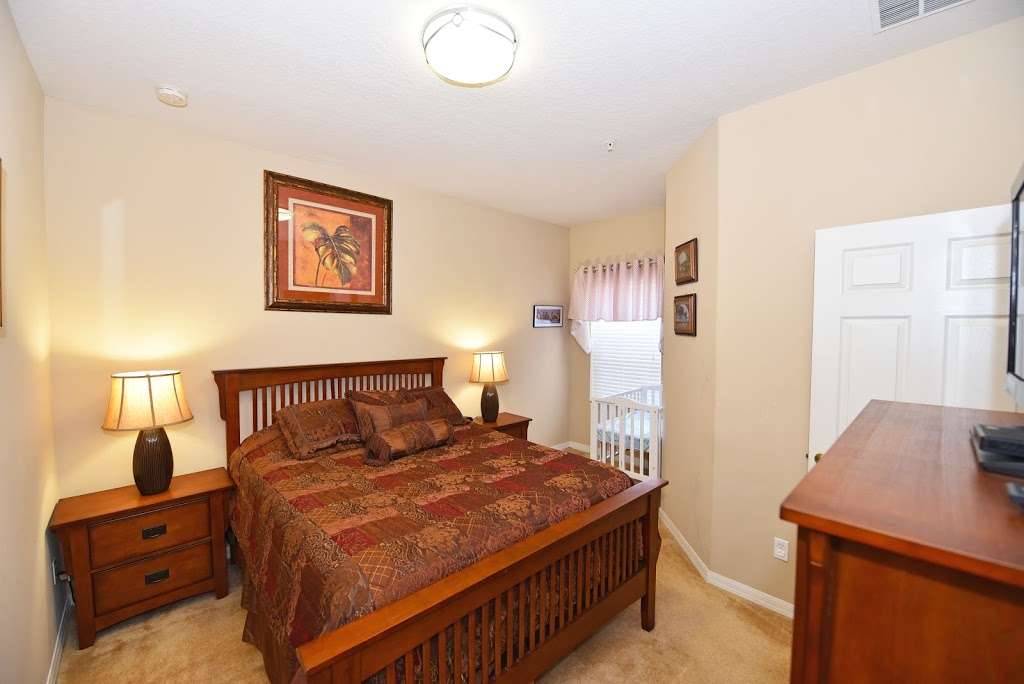 Oakwater Resort Villa for Rent | 2811 Oakwater Dr, Kissimmee, FL 34747, USA | Phone: (416) 556-5768