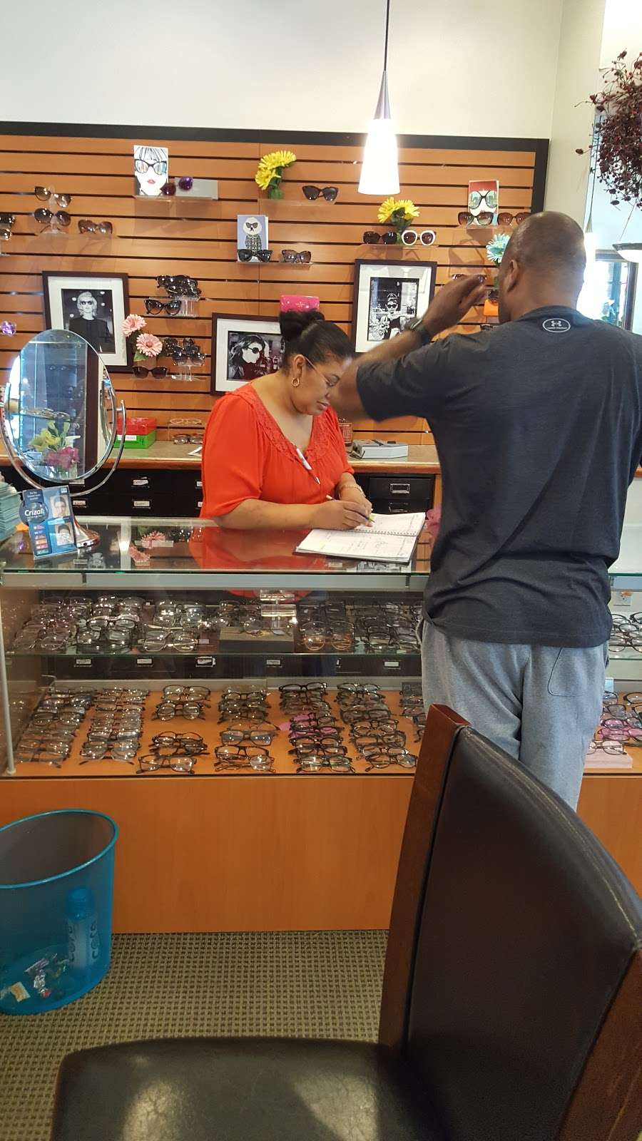 Vision World | 971 Central Park Ave #3211, Scarsdale, NY 10583, USA | Phone: (914) 723-7392