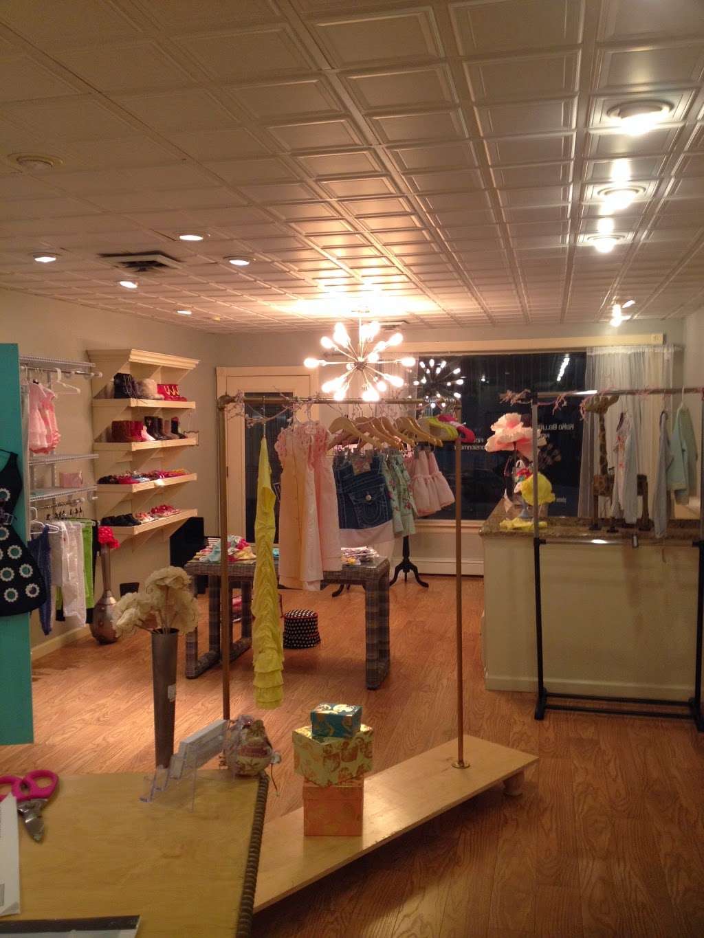 KoKo-Bellas boutique & Consignment | 735 N 19th St, Allentown, PA 18104, USA | Phone: (610) 432-2523