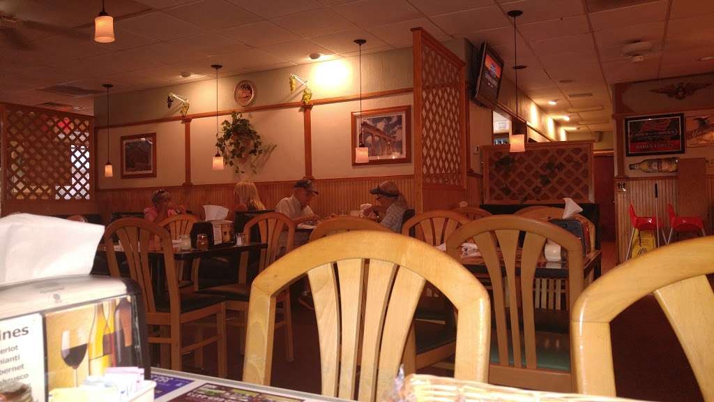 Stavros and Sons Pizza Restaurant | 2100 County Rd 44, Eustis, FL 32726 | Phone: (352) 589-9100