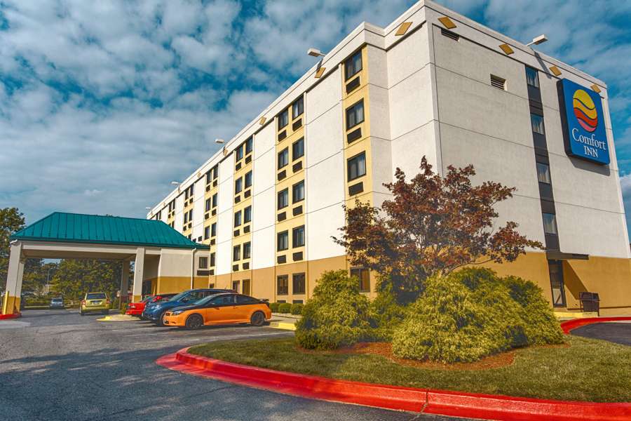 Comfort Inn | 6363 Oxon Hill Rd, Oxon Hill, MD 20745, USA | Phone: (301) 839-0001