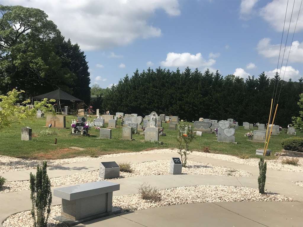 Jenkins Funeral Home & Cremation | 4081 Startown Rd, Newton, NC 28658, USA | Phone: (828) 464-1555