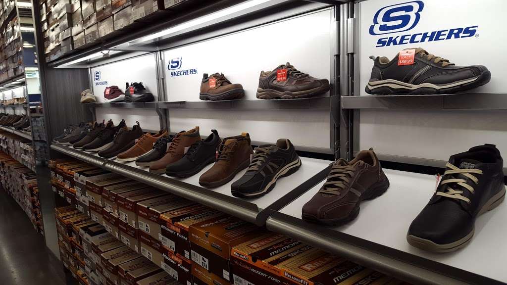 SKECHERS Factory Outlet | 5885 Gulf Fwy #775, Texas City, TX 77591, USA | Phone: (281) 337-1096