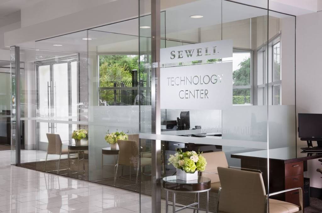 Sewell INFINITI of Dallas | 7110 Lemmon Ave, Dallas, TX 75209, USA | Phone: (972) 490-4545