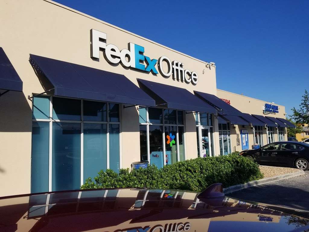 FedEx Office Print & Ship Center | 1587 N Federal Hwy, Fort Lauderdale, FL 33304, USA | Phone: (954) 563-8101