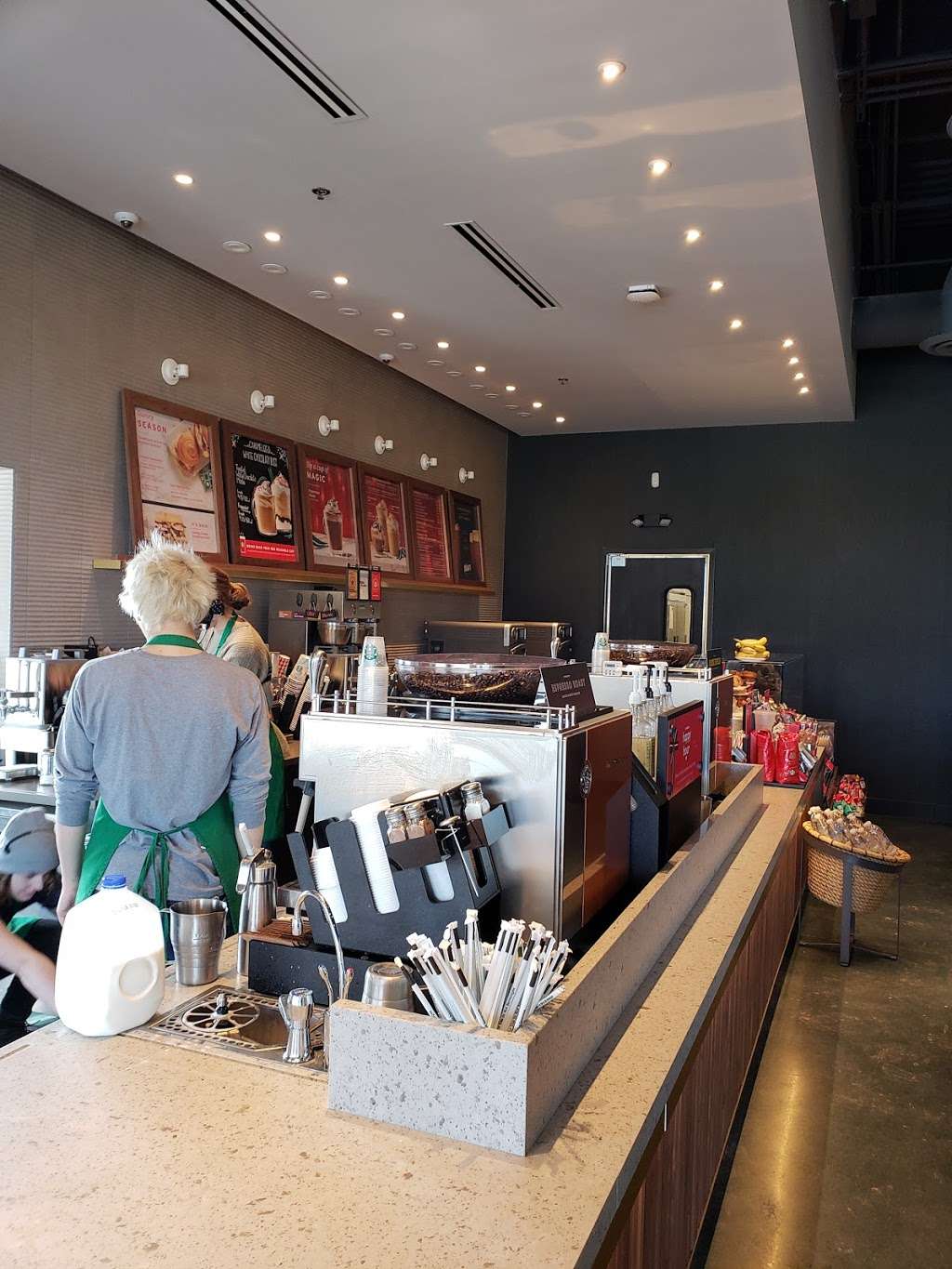 Starbucks | 11525 US-14, Woodstock, IL 60098, USA | Phone: (224) 575-2152 Starbucks | 11525 US-14, Woodstock, IL 60098, USA | Phone: (224) 575-2152