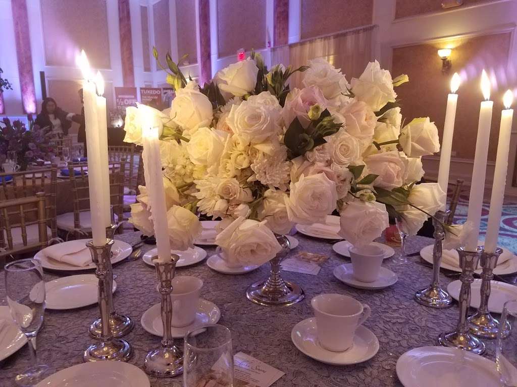 Alisha Simone - Event Florals and Decor | 225 Haddon Ave suite 1102-b, Haddon Township, NJ 08108, United States | Phone: (856) 437-0249