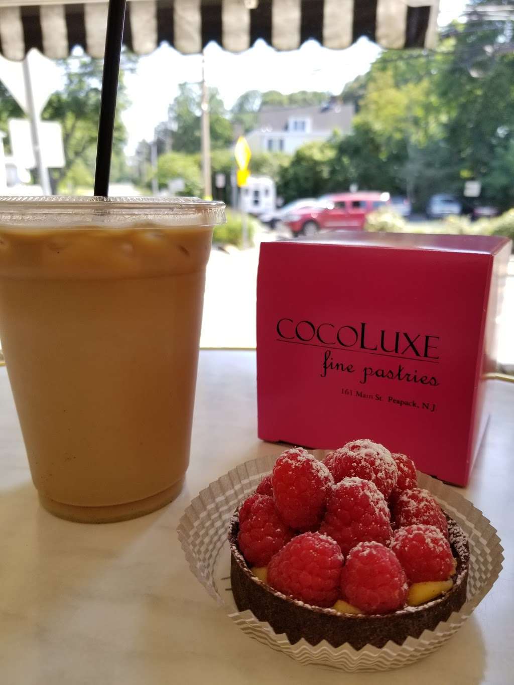Cocoluxe Fine Pastries | 161 Main St, Peapack, NJ 07977, USA | Phone: (908) 781-5554
