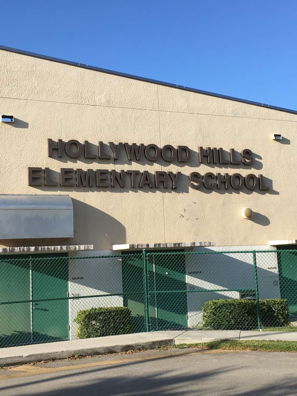 Hollywood Hills Elementary School | 3501 Taft St, Hollywood, FL 33021, USA | Phone: (754) 323-6200