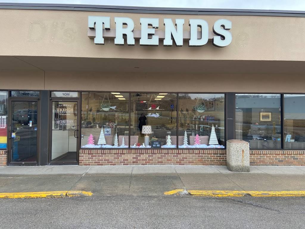 Trends Salon/ SpaSpace Day Spa | 923 Galvin Rd S Ste 108, Bellevue, NE 68005, USA | Phone: (402) 292-7777