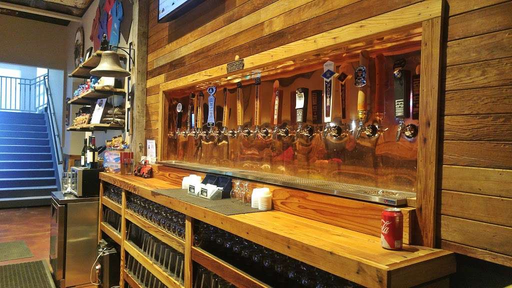 Commoners Brewing Company | 1048 Copperfield Blvd NE #101, Concord, NC 28025, USA | Phone: (704) 886-6002