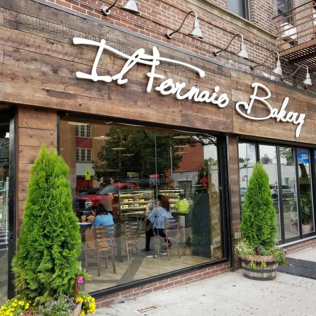 Il Fornaio Bakery Cafe | Photo 4 of 10 | Address: 29-14 30th Ave, Astoria, NY 11102, USA | Phone: (718) 267-0052