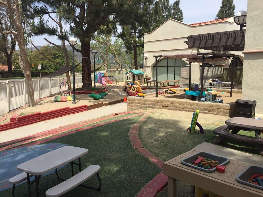 Camarillo Progressive Montessori School | 4451 Las Posas Rd, Camarillo, CA 93010 | Phone: (805) 484-1460