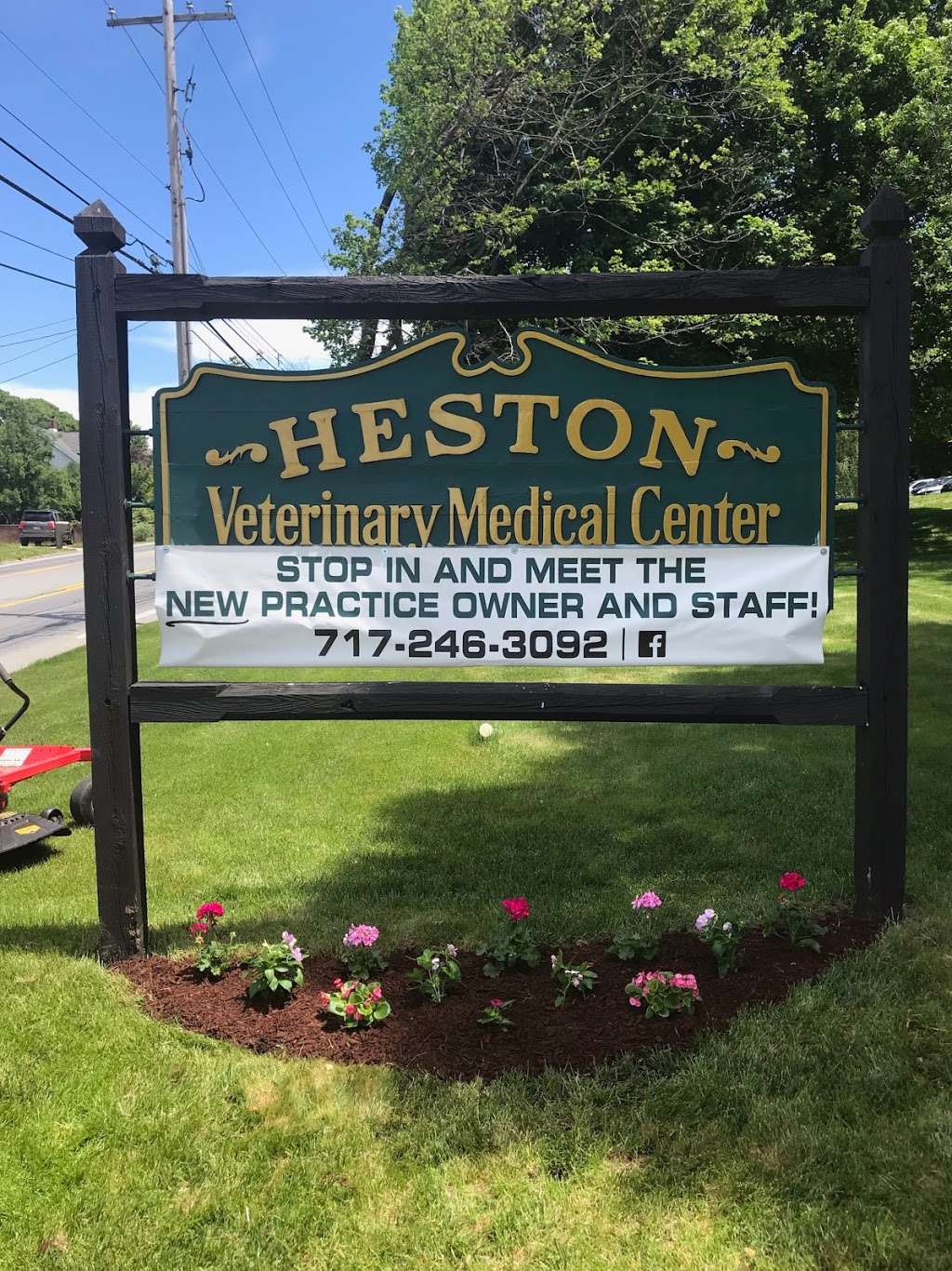 Heston Veterinary Medical Center - veterinary care  | Photo 1 of 4 | Address: 780 Lombard Rd, Red Lion, PA 17356, USA | Phone: (717) 246-3092