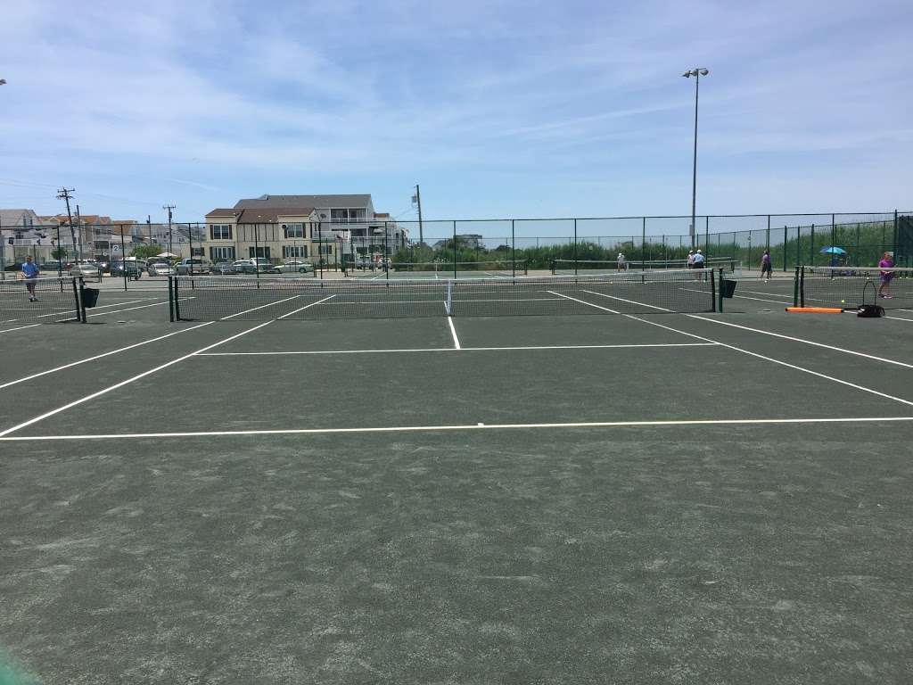 Dealy Field Tennis Courts | 6108 Central Ave, Sea Isle City, NJ 08243, USA | Phone: (609) 263-0009