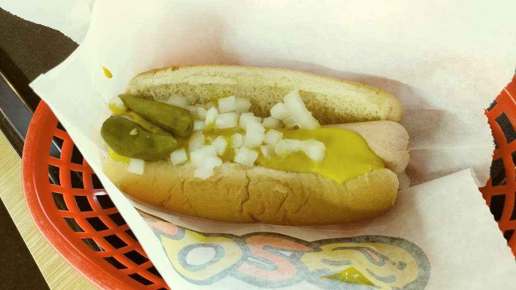 Boz Hot Dogs | 2513 Ridge Rd, Lansing, IL 60438, USA | Phone: (708) 895-8515