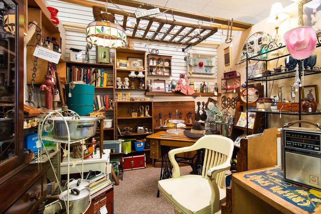 Music Valley Antiques & Marketplace | Village Shopping Center, 2416 Music Valley Dr Ste 126, Nashville, TN 37214, USA | Phone: (615) 557-6560