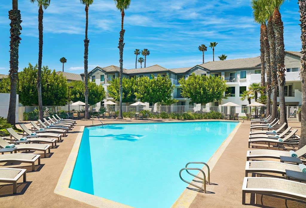 Hotel Karlan San Diego - a DoubleTree by Hilton | 14455 Penasquitos Dr, San Diego, CA 92129 | Phone: (858) 672-9100