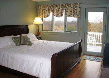 Gloucester House Rental - Belle View | 57 Grapevine Rd, Gloucester, MA 01930, USA | Phone: (978) 281-8351