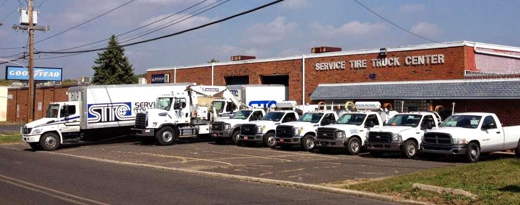 Service Tire Truck Centers | 1121 Cedar Ave, Croydon, PA 19021, USA | Phone: (215) 788-8473