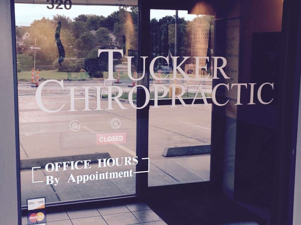 Tucker Chiropractic P.C. | 320 NW Woods Chapel Rd A, Blue Springs, MO 64015, USA | Phone: (816) 228-8900