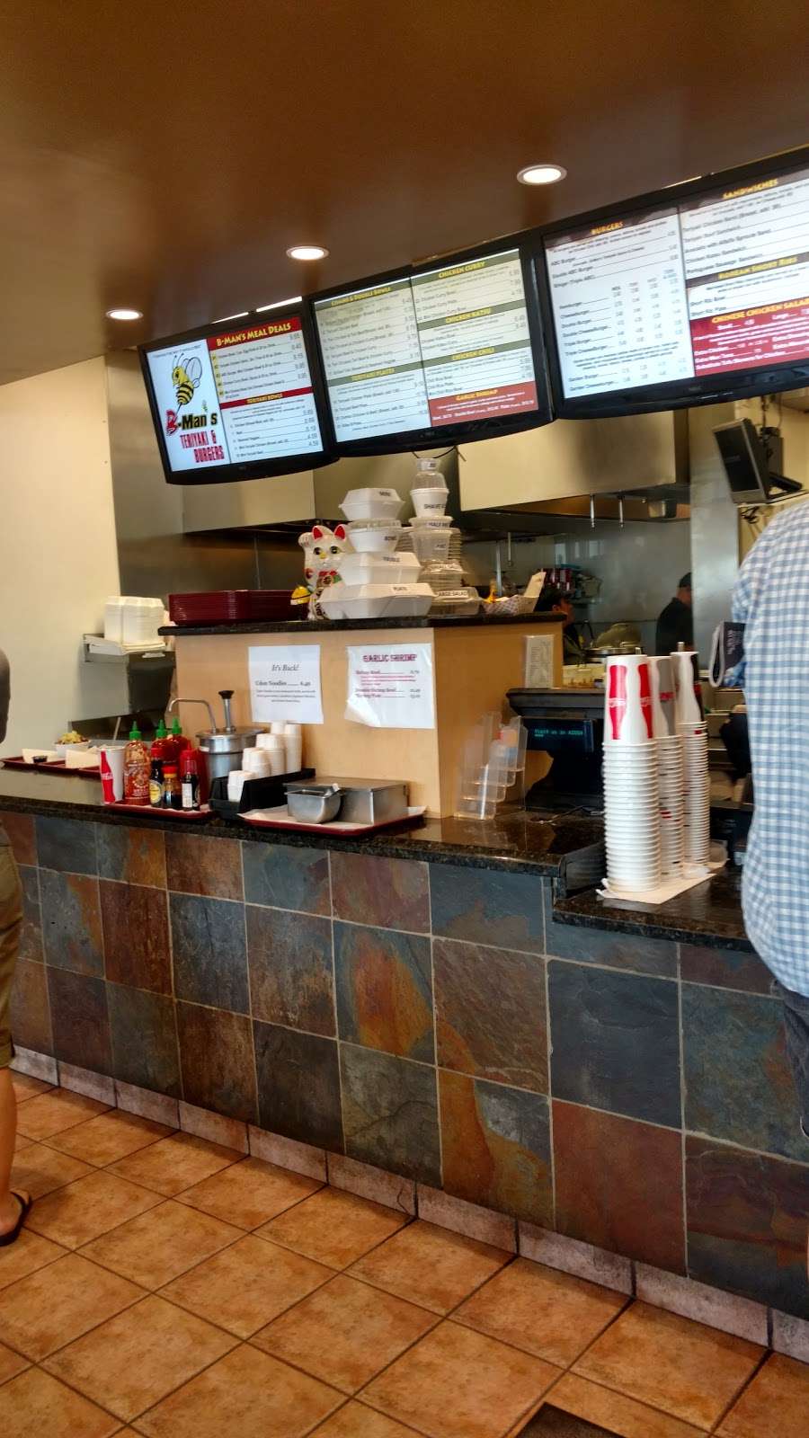 Starbucks | 3007 Huntington Dr, Pasadena, CA 91107, USA | Phone: (626) 792-7111