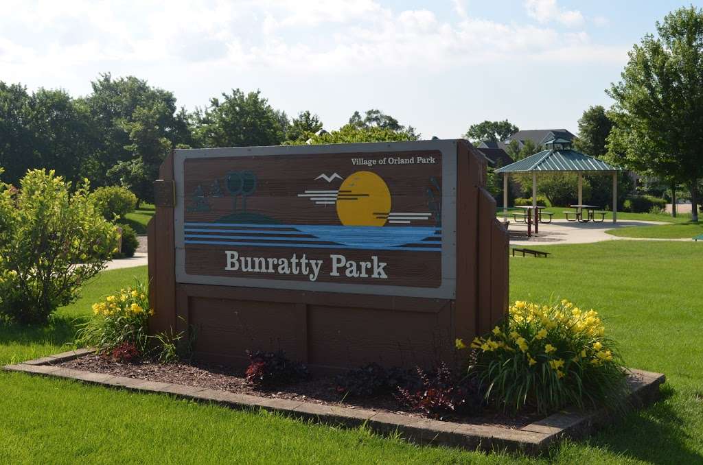 Bunratty Park | 14035 Marilyn Terrace, Orland Park, IL 60462, USA | Phone: (708) 403-6219