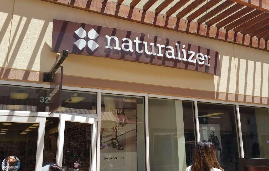 Naturalizer Outlet | 5885 Gulf Fwy #325, Texas City, TX 77591, USA | Phone: (832) 580-5048