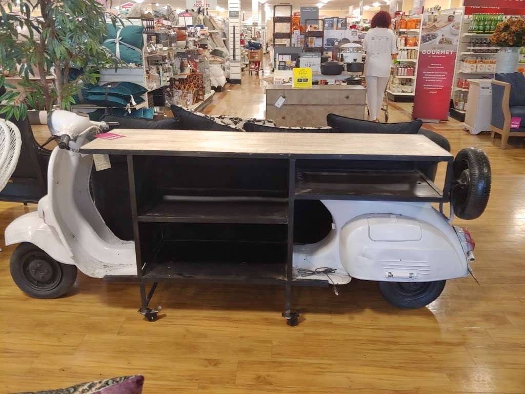 Big Lots | 1101 WP Ball Blvd, Sanford, FL 32771, USA | Phone: (407) 320-1835