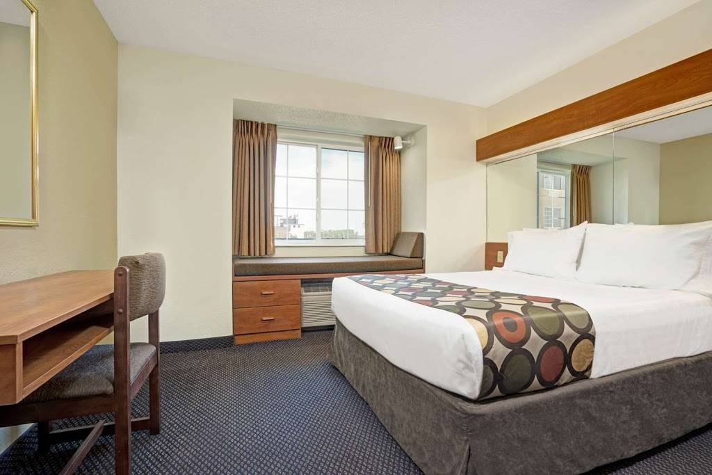 Microtel Inn & Suites by Wyndham Inver Grove Heights/Minne | 5681 Bishop Ave, Inver Grove Heights, MN 55076, USA | Phone: (651) 552-0555