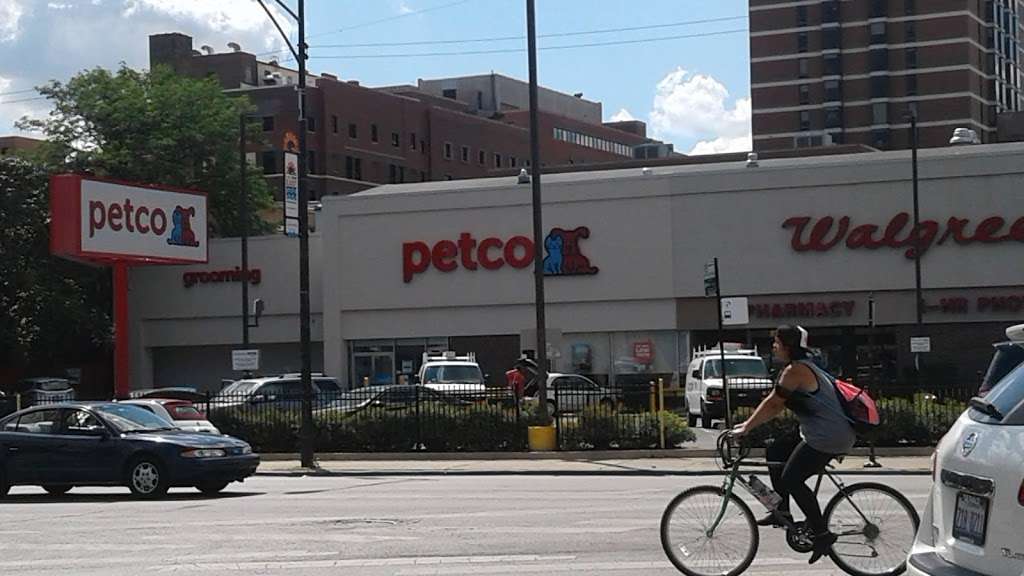 Petco | 3046 N Halsted St, Chicago, IL 60657, USA | Phone: (773) 935-7547