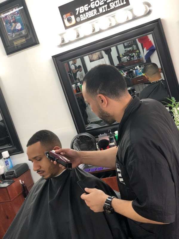 Designer cuts barbershop | 19509 NW 57th Ave, Opa-locka, FL 33055, USA | Phone: (305) 454-0335