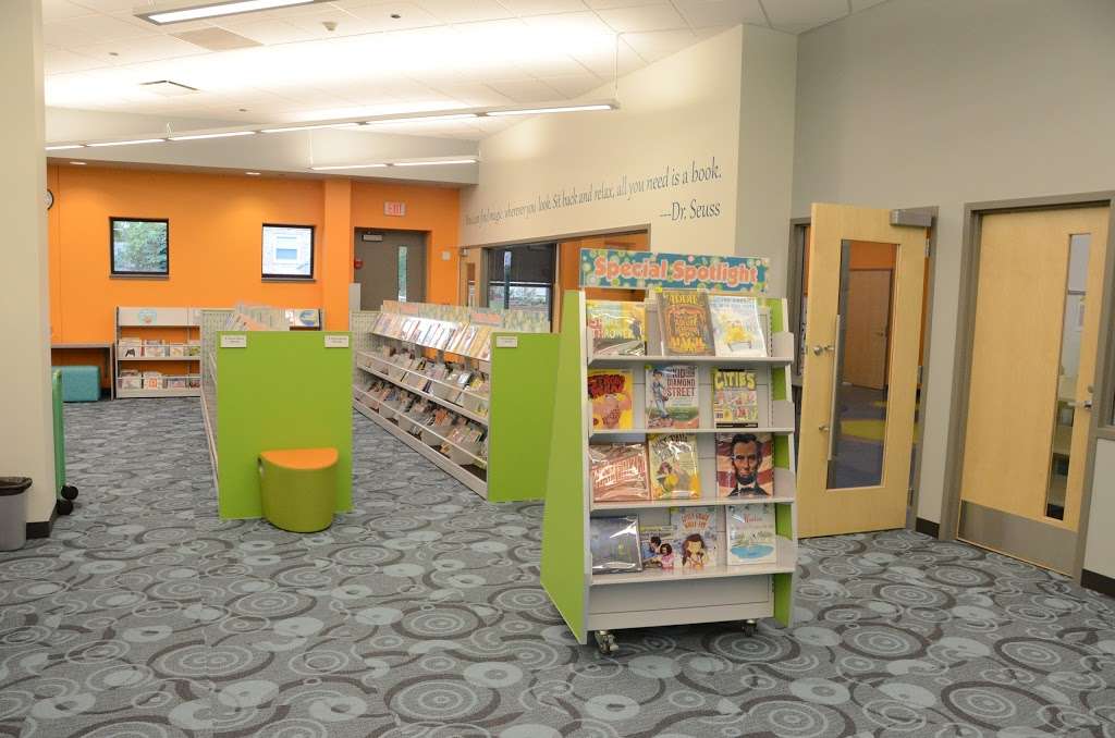 Lemont Public Library | 50 E Wend St, Lemont, IL 60439, USA | Phone: (630) 257-6541