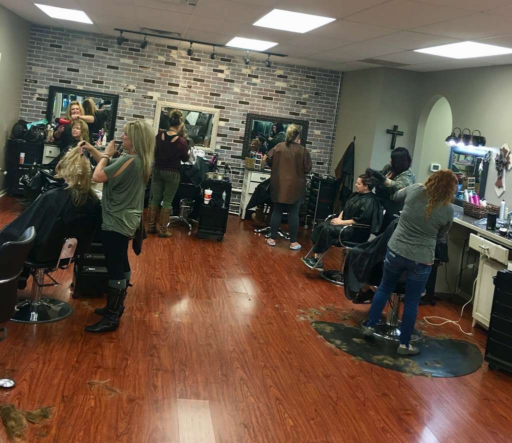 Shear Madness | 712 S Broadway, Oak Grove, MO 64075 | Phone: (816) 690-7999