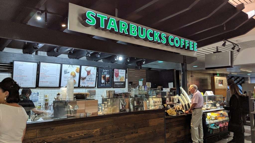 Starbucks | 1 Airport Dr, Oakland, CA 94621 | Phone: (510) 563-3857