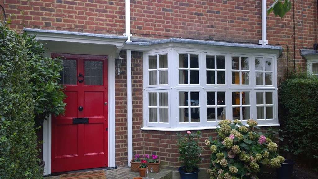 S J W Life Decorating | 2 Burnett Square, Hertford SG14 2HD, UK | Phone: 07876 247646 S J W Life Decorating | 2 Burnett Square, Hertford SG14 2HD, UK | Phone: 07876 247646