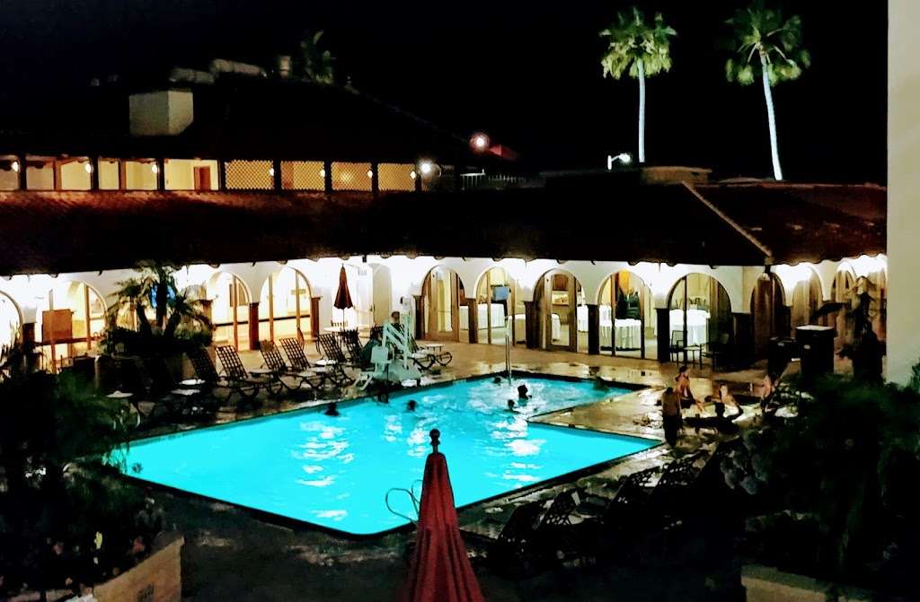 La Jolla Shores Hotel | 8110 Camino Del Oro, La Jolla, CA 92037, USA | Phone: (855) 923-8058