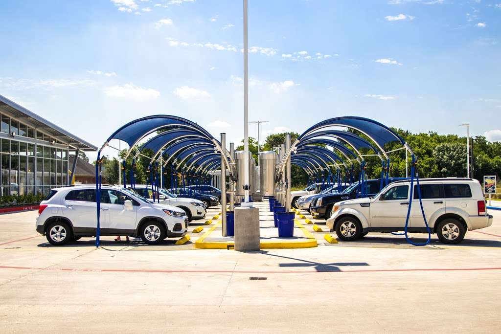 Zoom Car Wash - Webster | 475 Bay Area Blvd, Webster, TX 77598, USA | Phone: (281) 316-9666