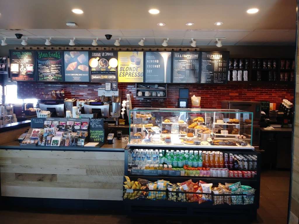 Starbucks | 7425 N Keystone Ave, Indianapolis, IN 46240, USA | Phone: (317) 318-4155