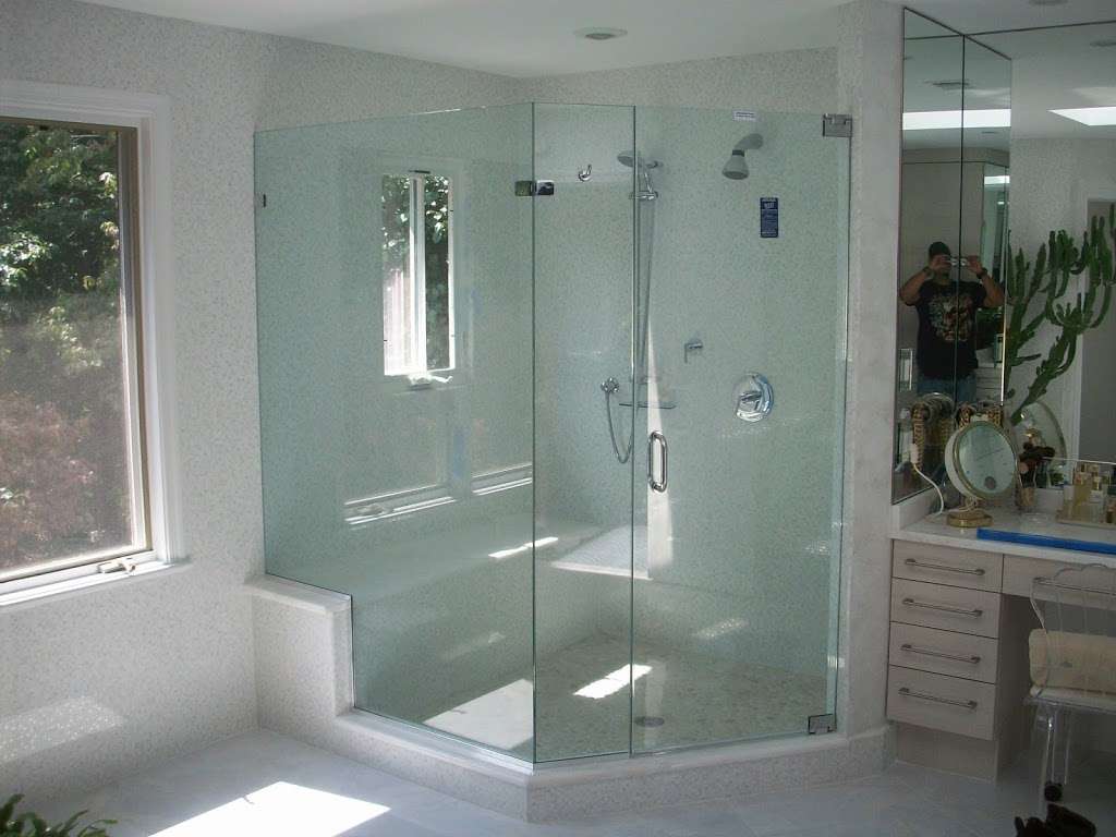 PRO Shower Doors | 4806 Jefferson Pike, Jefferson, MD 21755, USA | Phone: (301) 305-7659