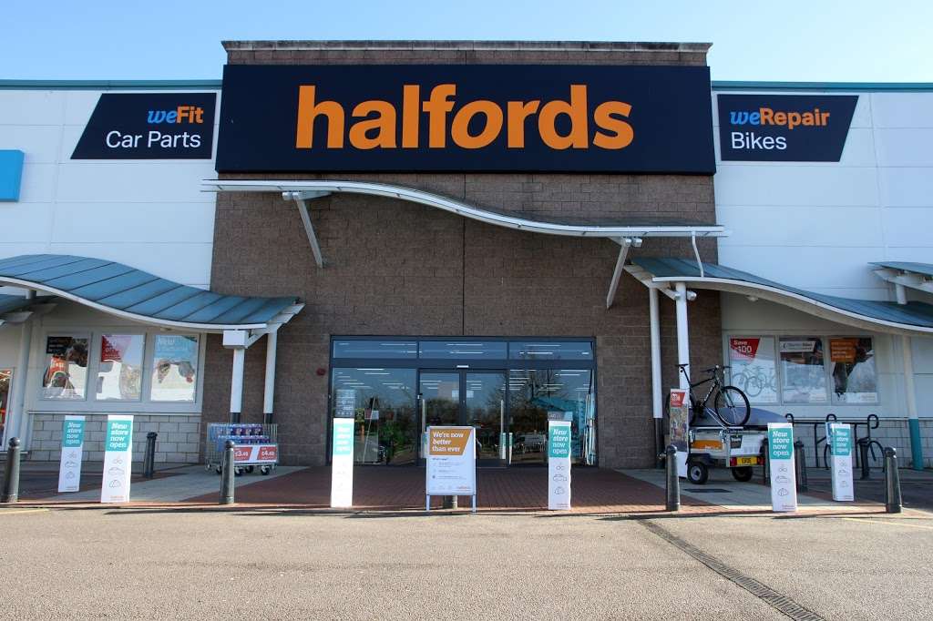 Halfords | F, Friern Bridge Retail Park, Pegasus Way, London N11 3PW, UK | Phone: 020 8368 9848