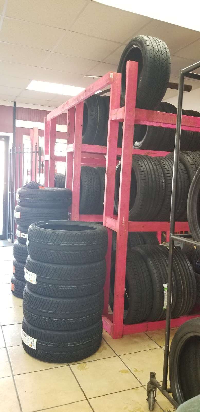 24 Hour Tire Shop Houston | 1313 S Loop W, Houston, TX 77054 | Phone: (832) 283-7651