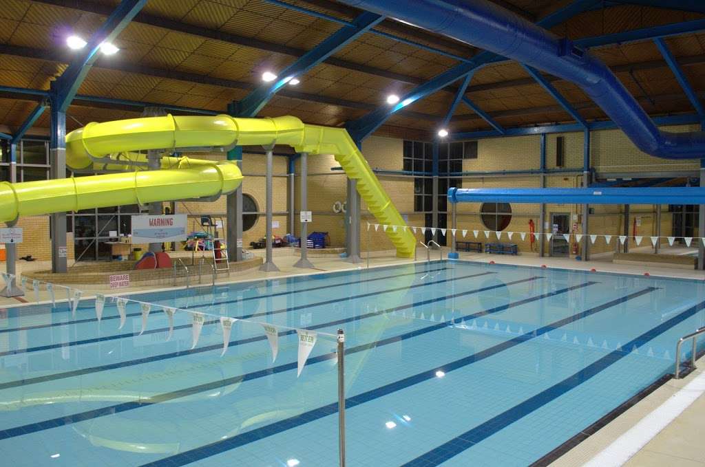 Thamesmere Leisure Centre | Thamesmere Drive, Thamesmead, London SE28 8RE, UK | Phone: 020 8311 1119