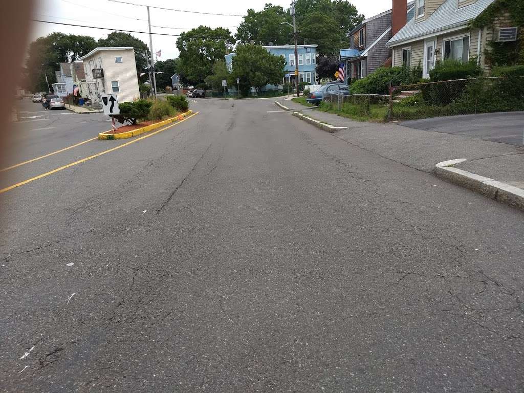 Veterans Rd @ Locust St | Winthrop, MA 02152, USA