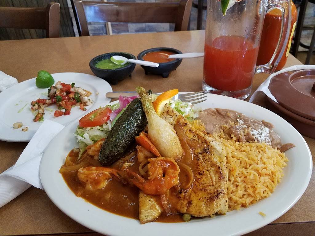 La Cabana | 863 E 7th St, St Paul, MN 55106, USA | Phone: (651) 774-7547