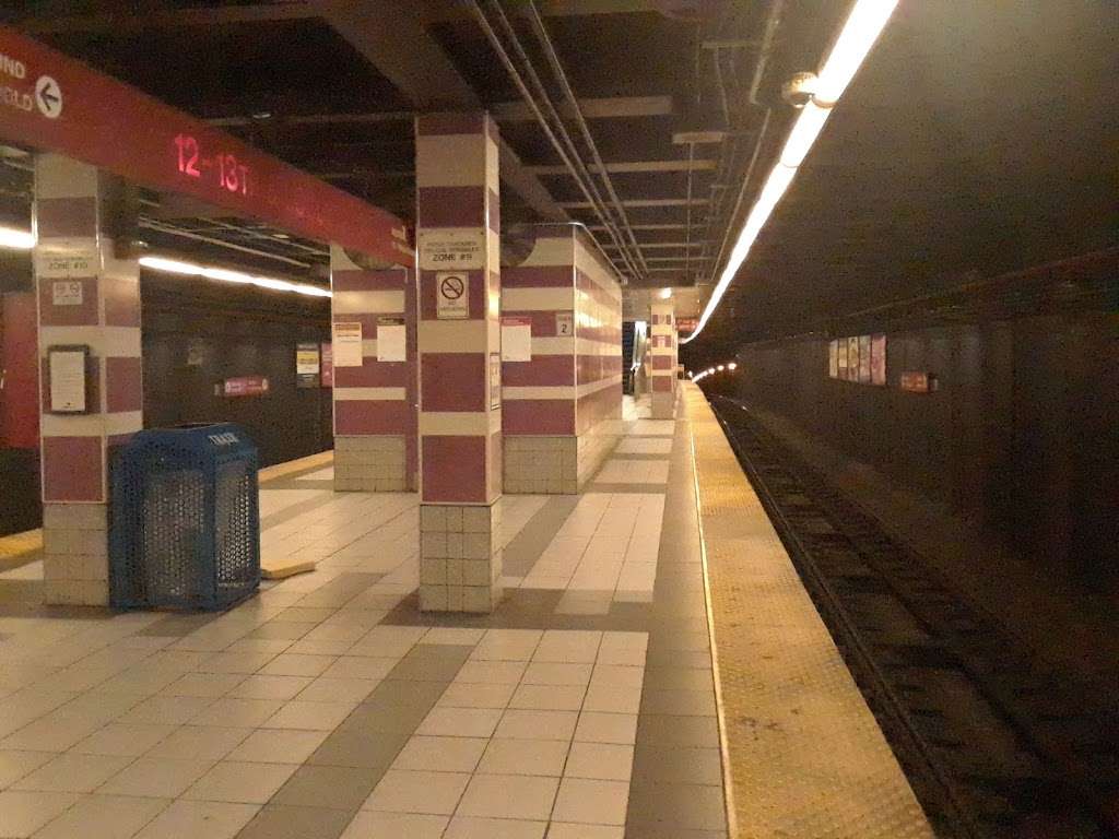 12/13th & Locust Street Station | Philadelphia, PA 19107, USA